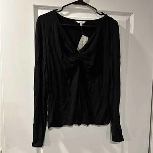 New Reitmans Black Long Sleeve Women's Top